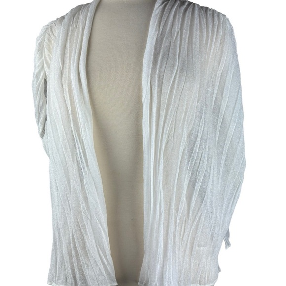 Chico’s Like New White Sleeveless Open Front Lightweight Spring Cardigan Small-O - Picture 9 of 13